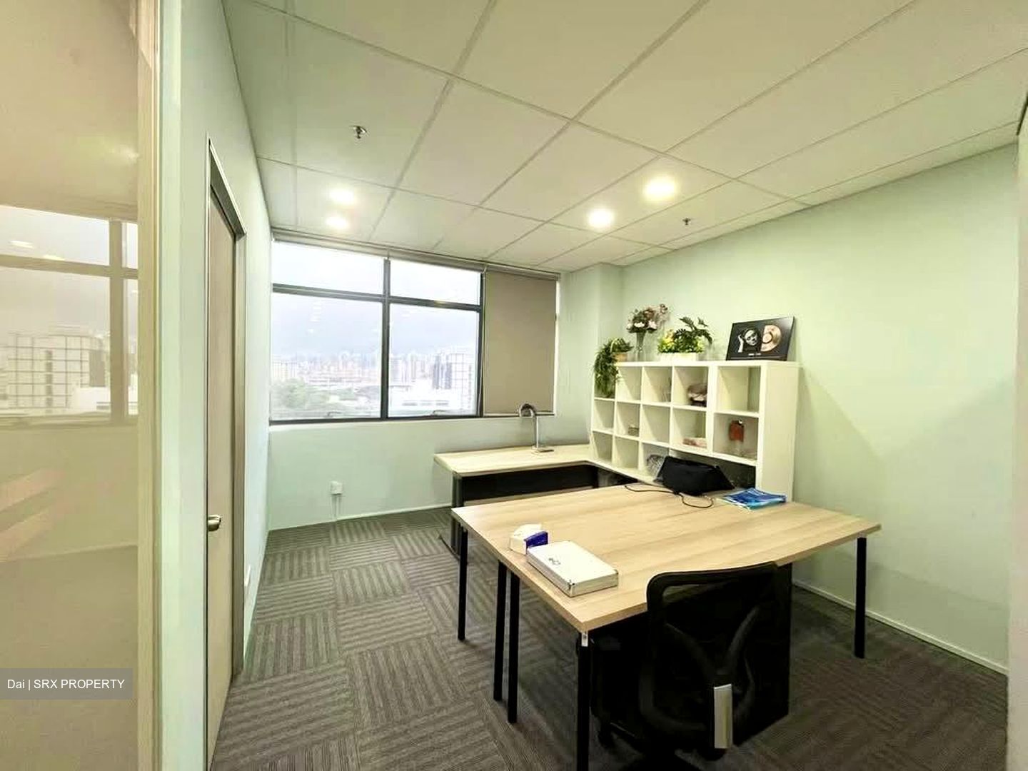 Ct Hub 2 (D12), Office #579589011